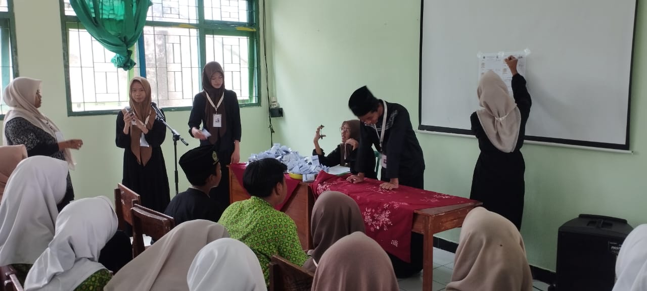 Implementasi Pendidikan Demokrasi Sejak Dini, MTsN 9 Bantul Gelar Pemilihan OSIM Tahun 2025